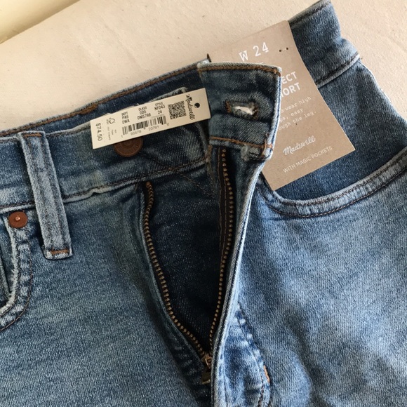 NWT Madewell Sz 24 THE PERFECT JEAN SHORT IN ELLACOTT WASH distressed light wash - Picture 11 of 11